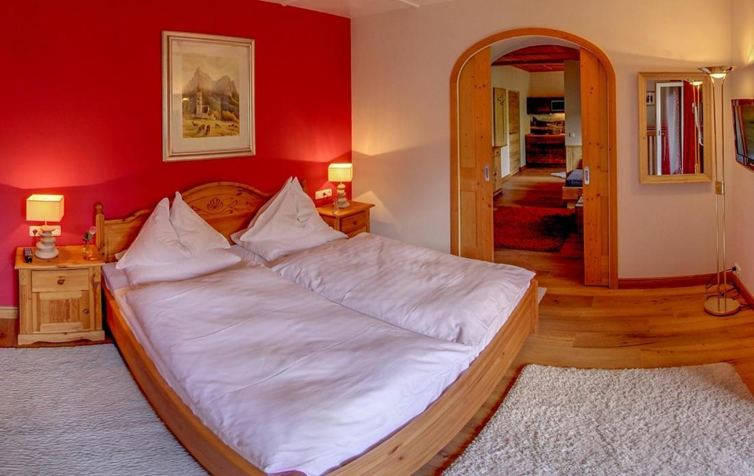 Serviced Apartments Villa Licht Kitzbühel Pokoj fotografie